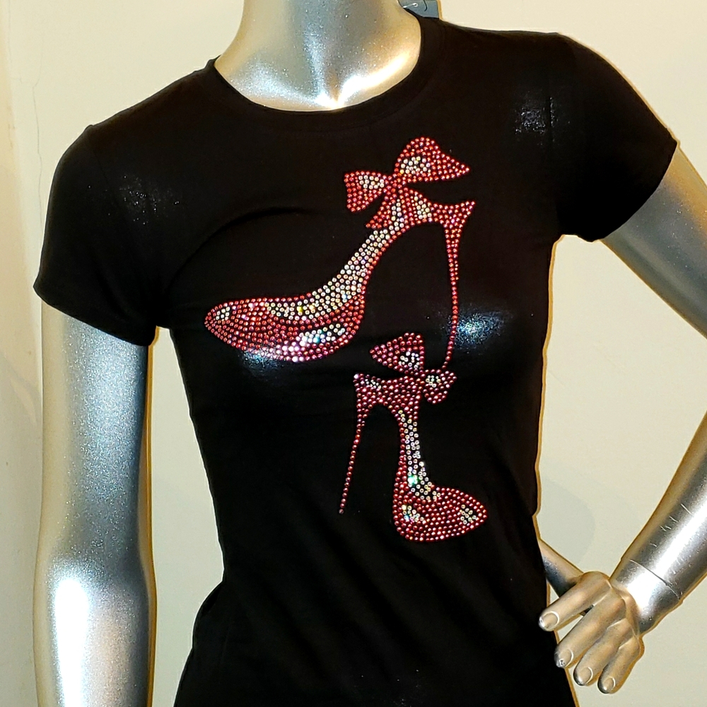 Pink heels t-shirt